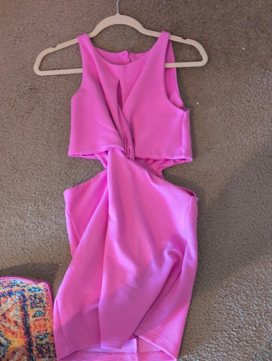 wild fable Dresses & Skirts - Pink Twist Cutout Midi Dress